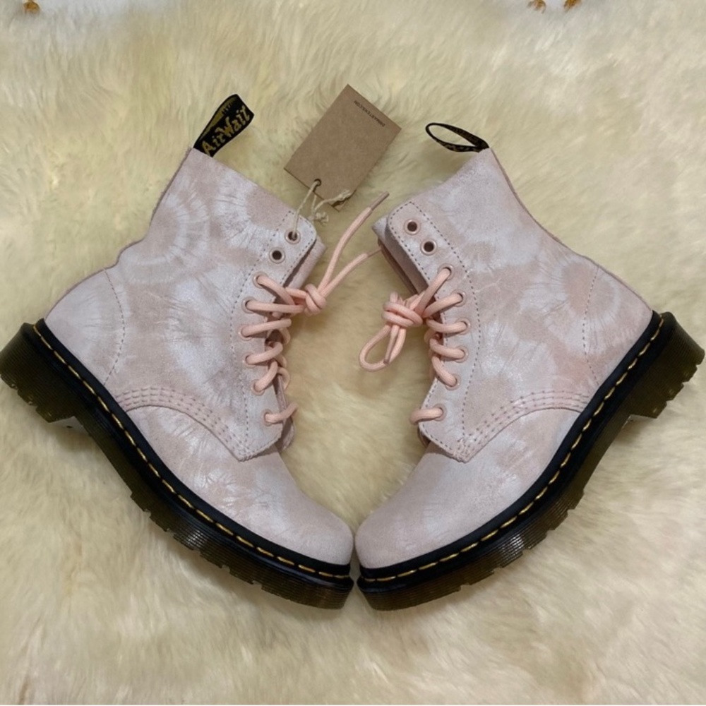 SOFT SUEDE — Dr. Martens Pink 🩷 Combat Boots - Picture 5 of 16